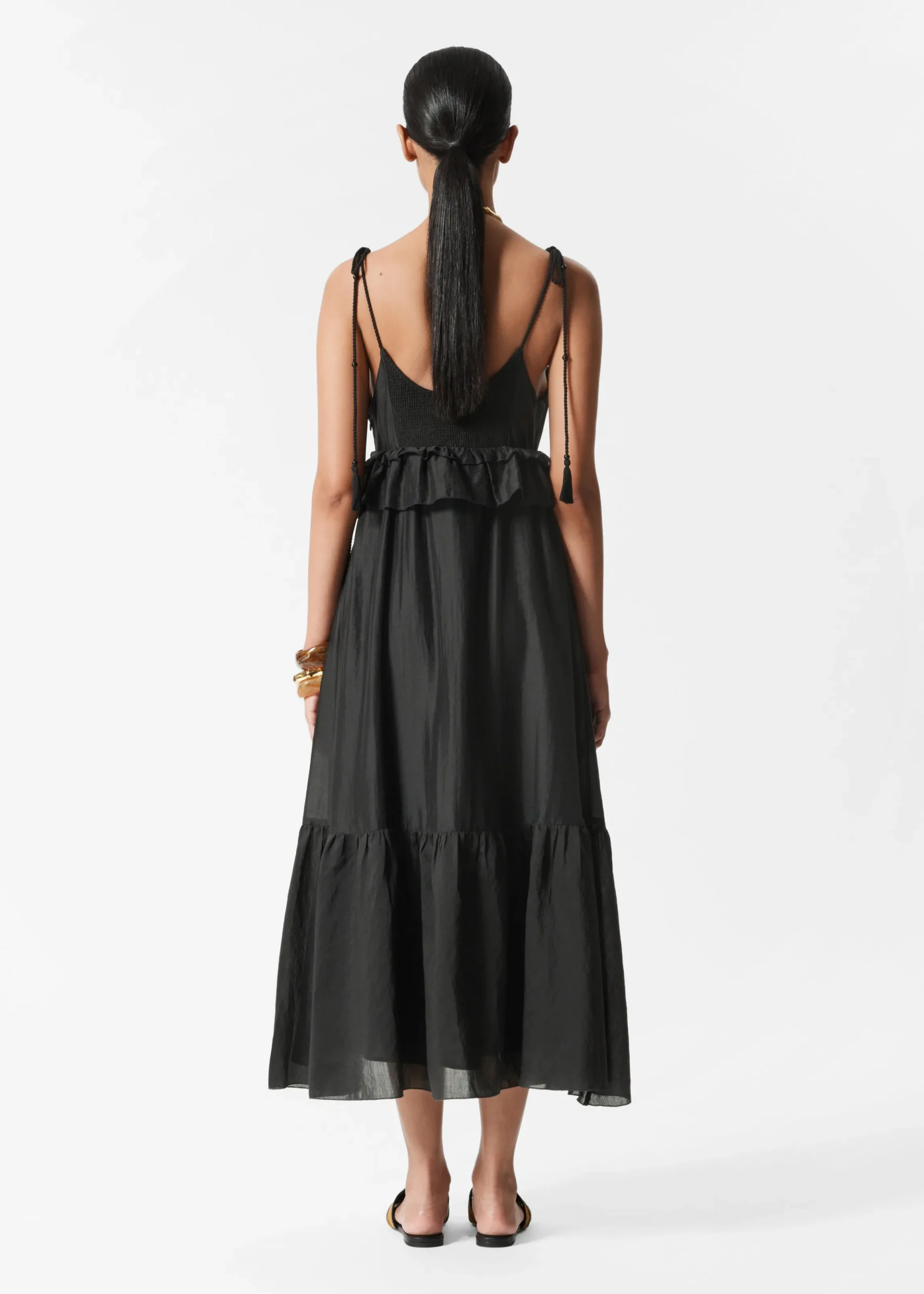 Midikleid mit schmalen Trägern