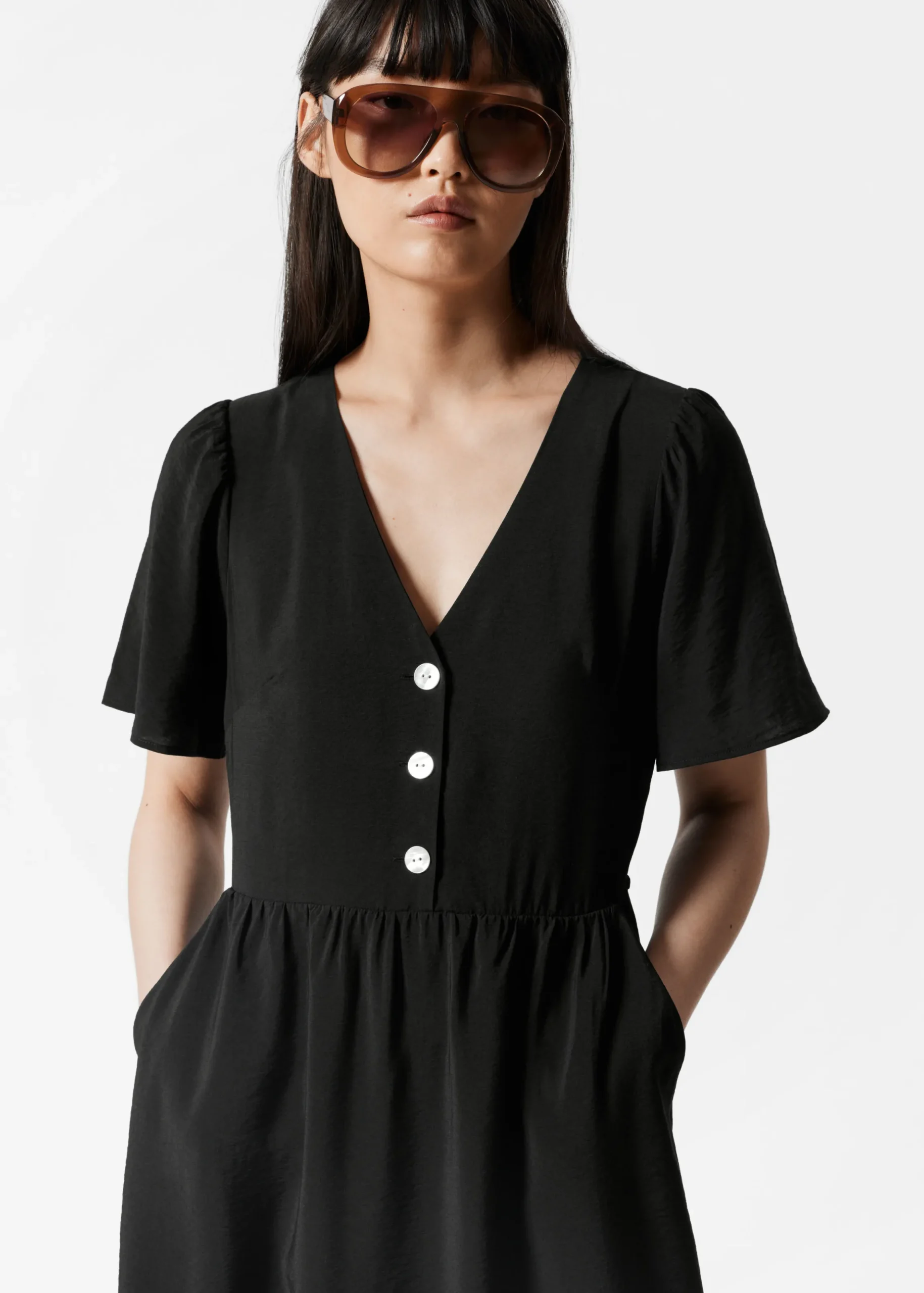 Midikleid mit V-Ausschnitt