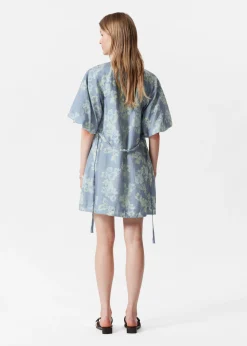 Minikleid mit Puffärmeln