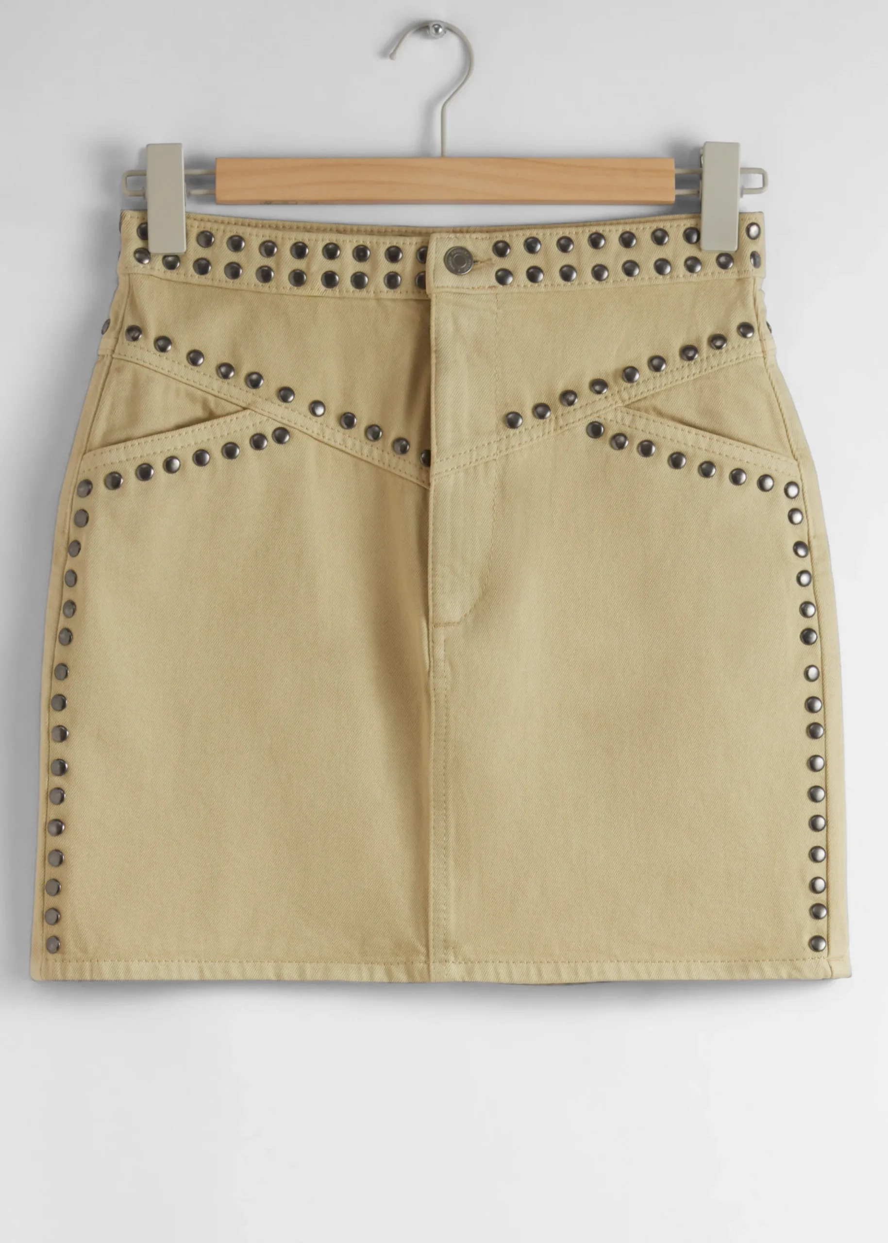 Minirock aus Denim mit Nieten