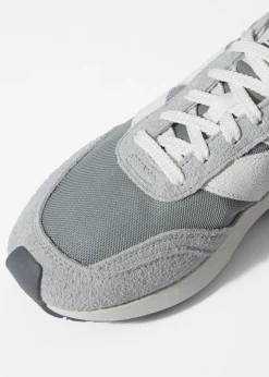 New Balance 370 Sneaker