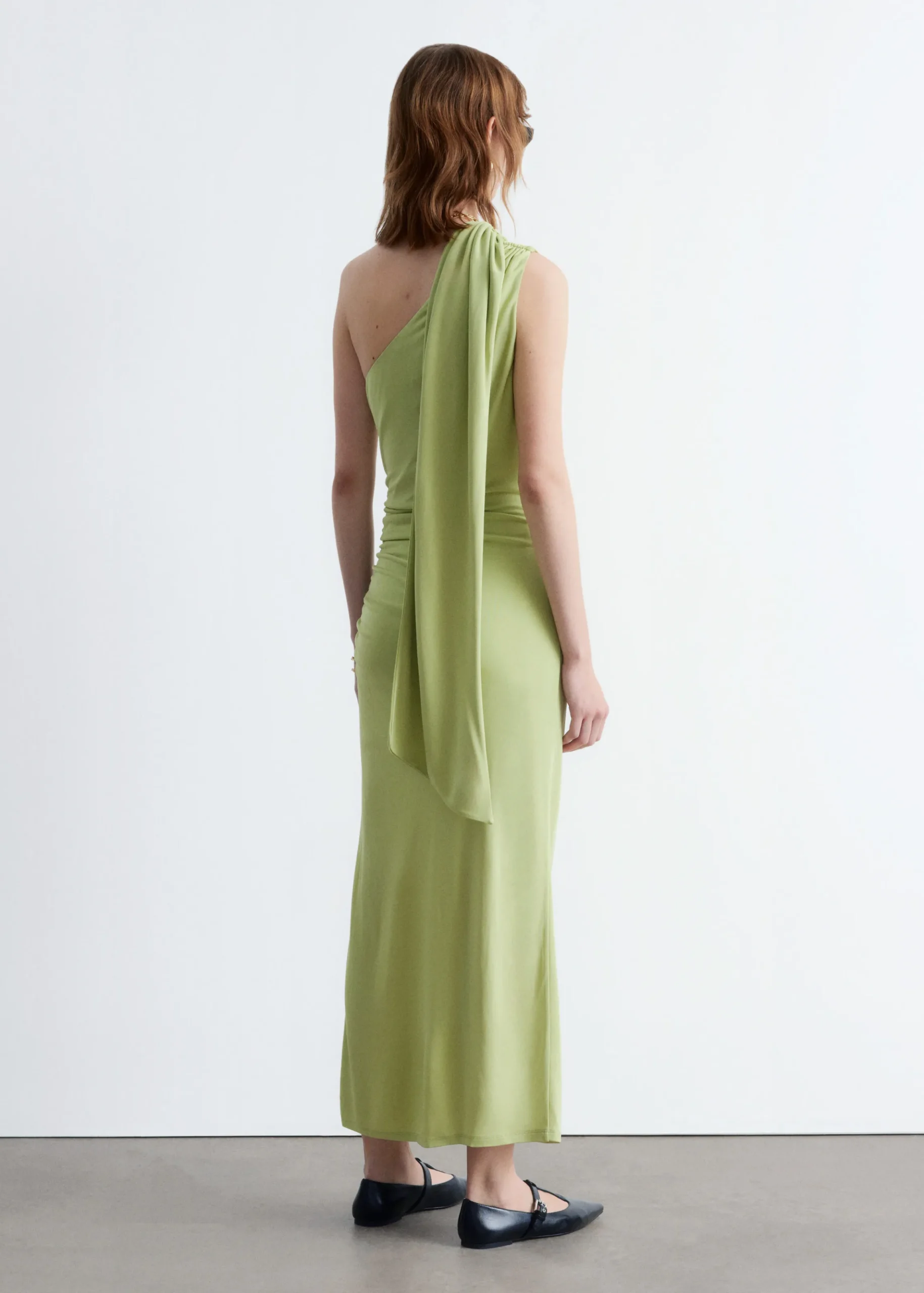 One-Shoulder-Midikleid mit Schal