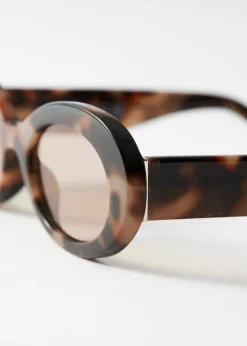 Ovale Sonnenbrille