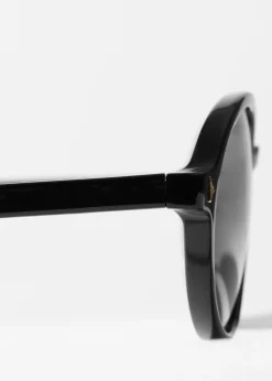 Ovale Sonnenbrille