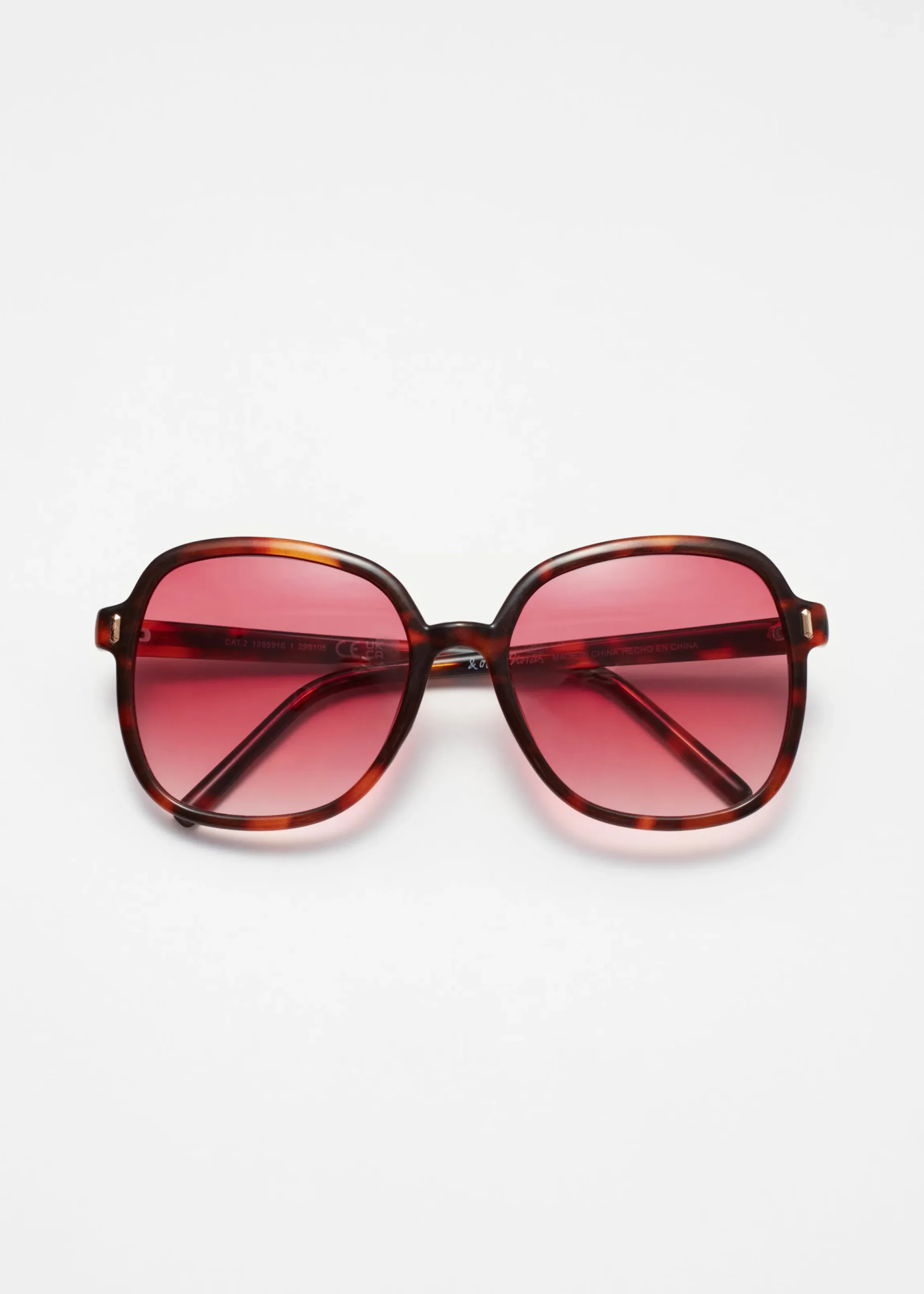 Oversized-Sonnenbrille mit schmalem Rahmen