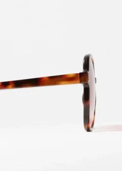 Oversized-Sonnenbrille mit schmalem Rahmen