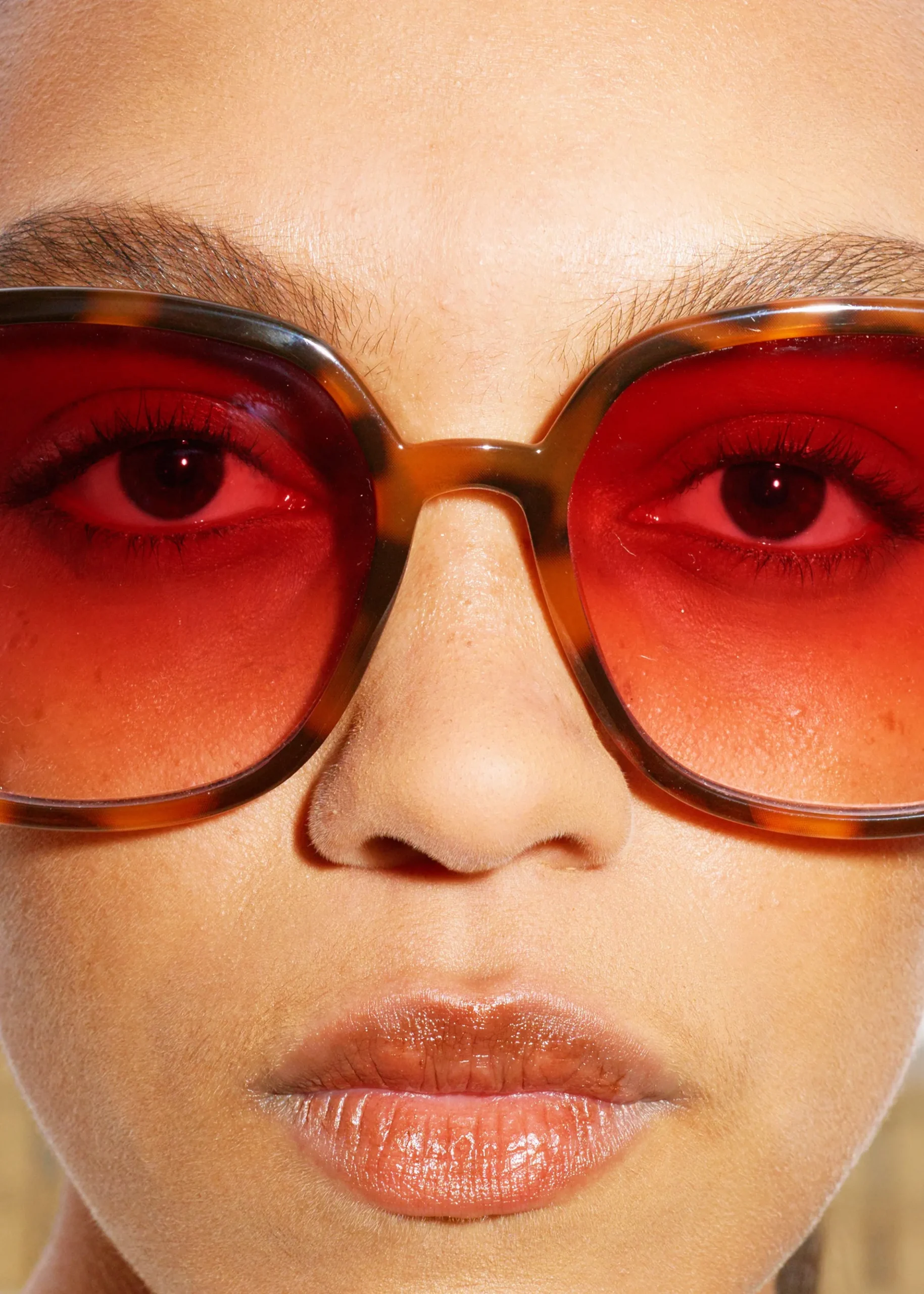 Oversized-Sonnenbrille mit schmalem Rahmen