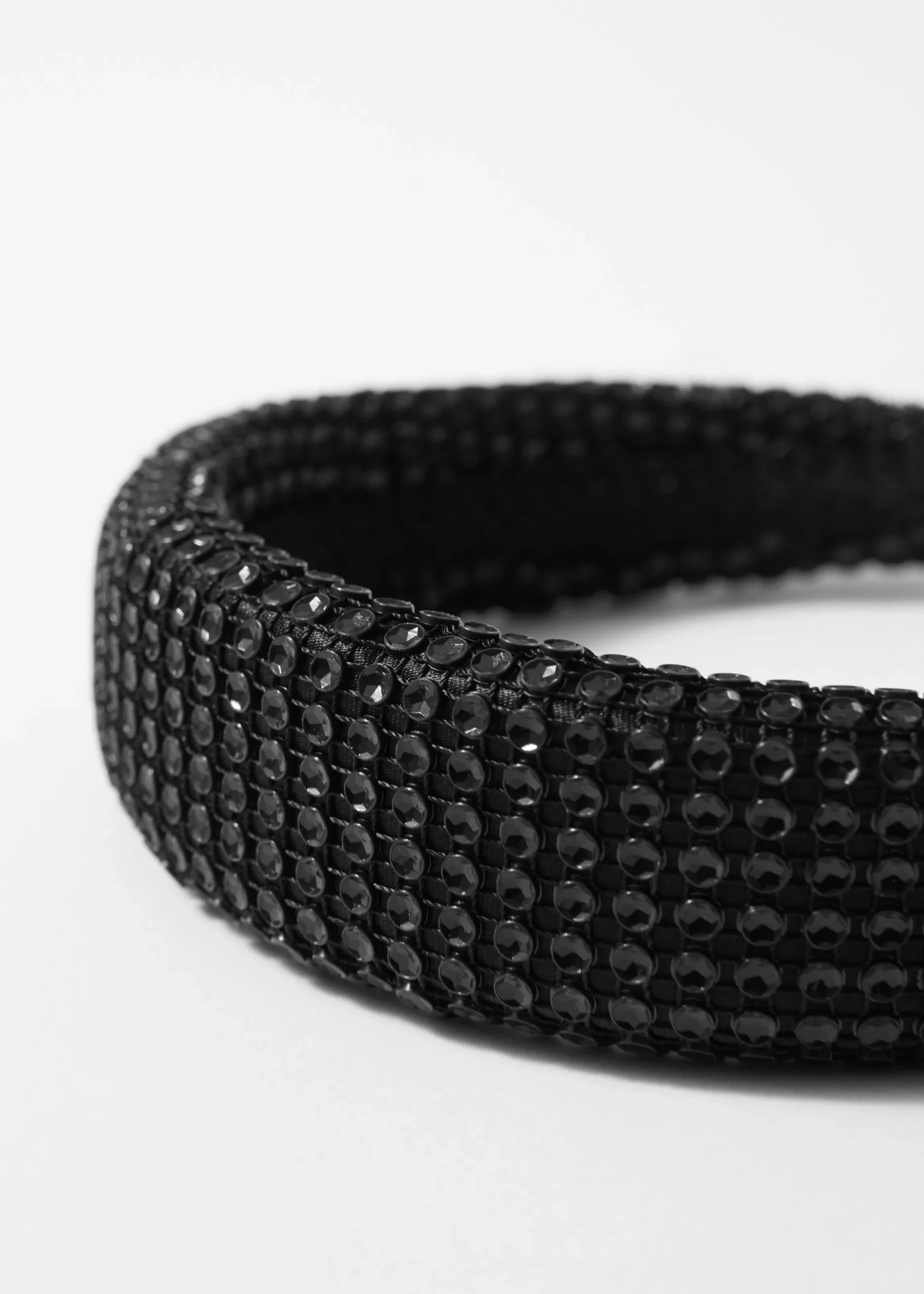 Paillettenverzierter Haarreif