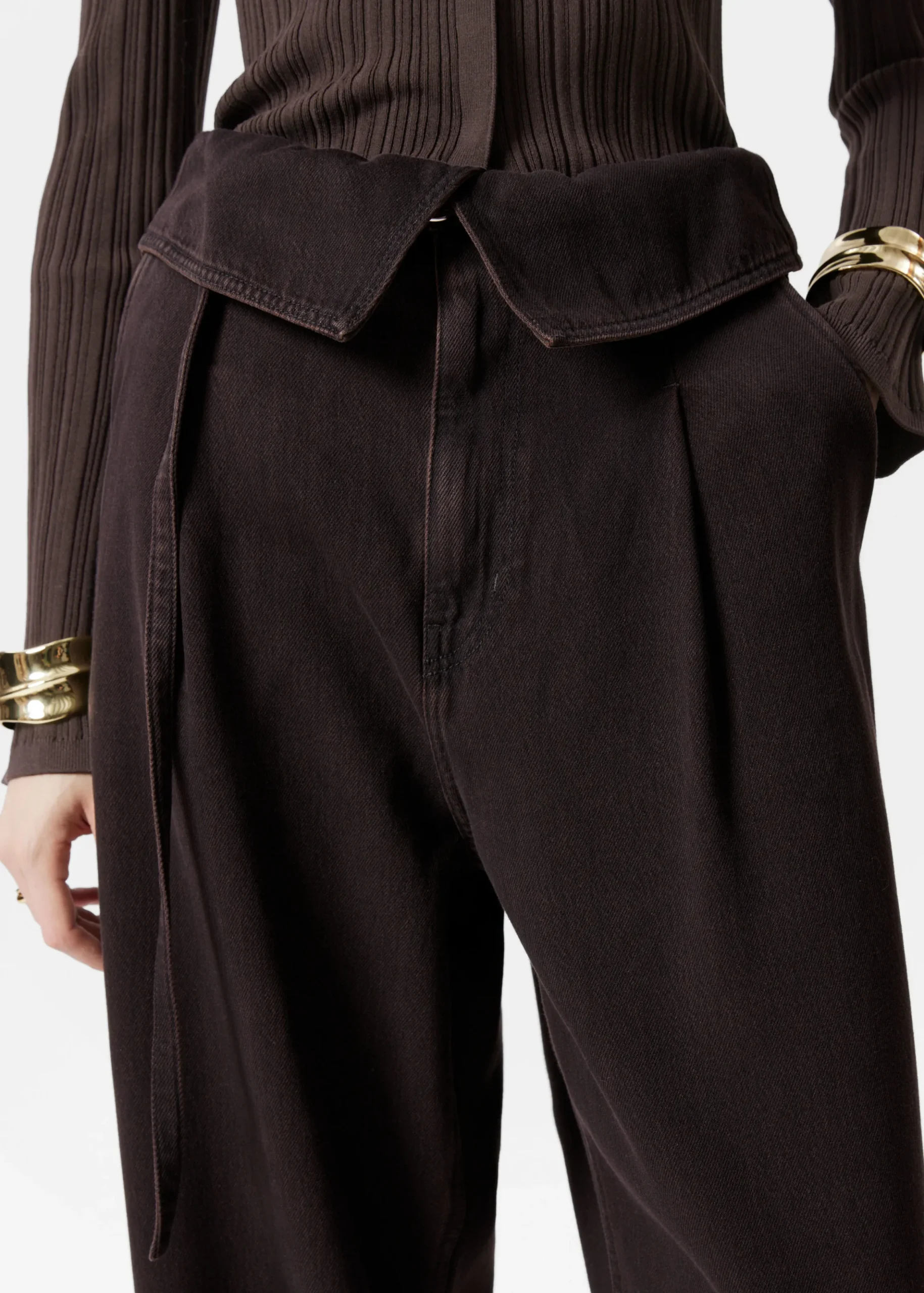Paperbag-Jeans mit weitem Bein