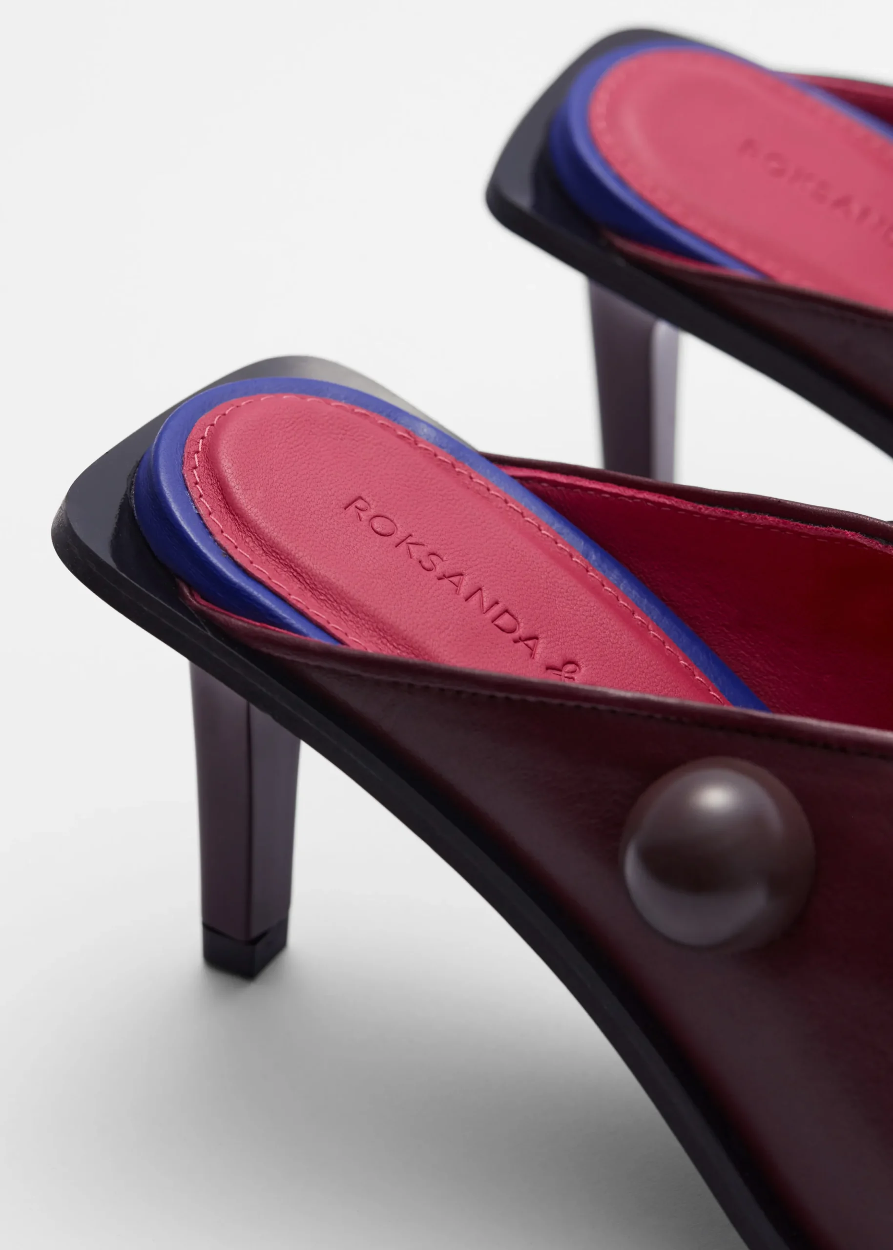 Perlenbesetzte Leder-Mules