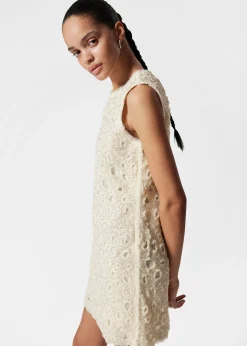 Perlenbesetztes Minikleid mit Tüll