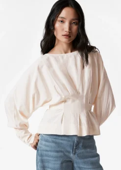 Plissierte Bluse mit U-Boot-Ausschnitt