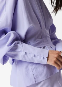 Plissierte Bluse mit U-Boot-Ausschnitt