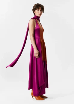 Satin-Maxikleid mit Schal
