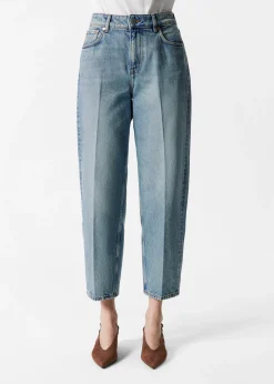 Schmal zulaufende Jeans