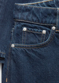 Schmal zulaufende Jeans