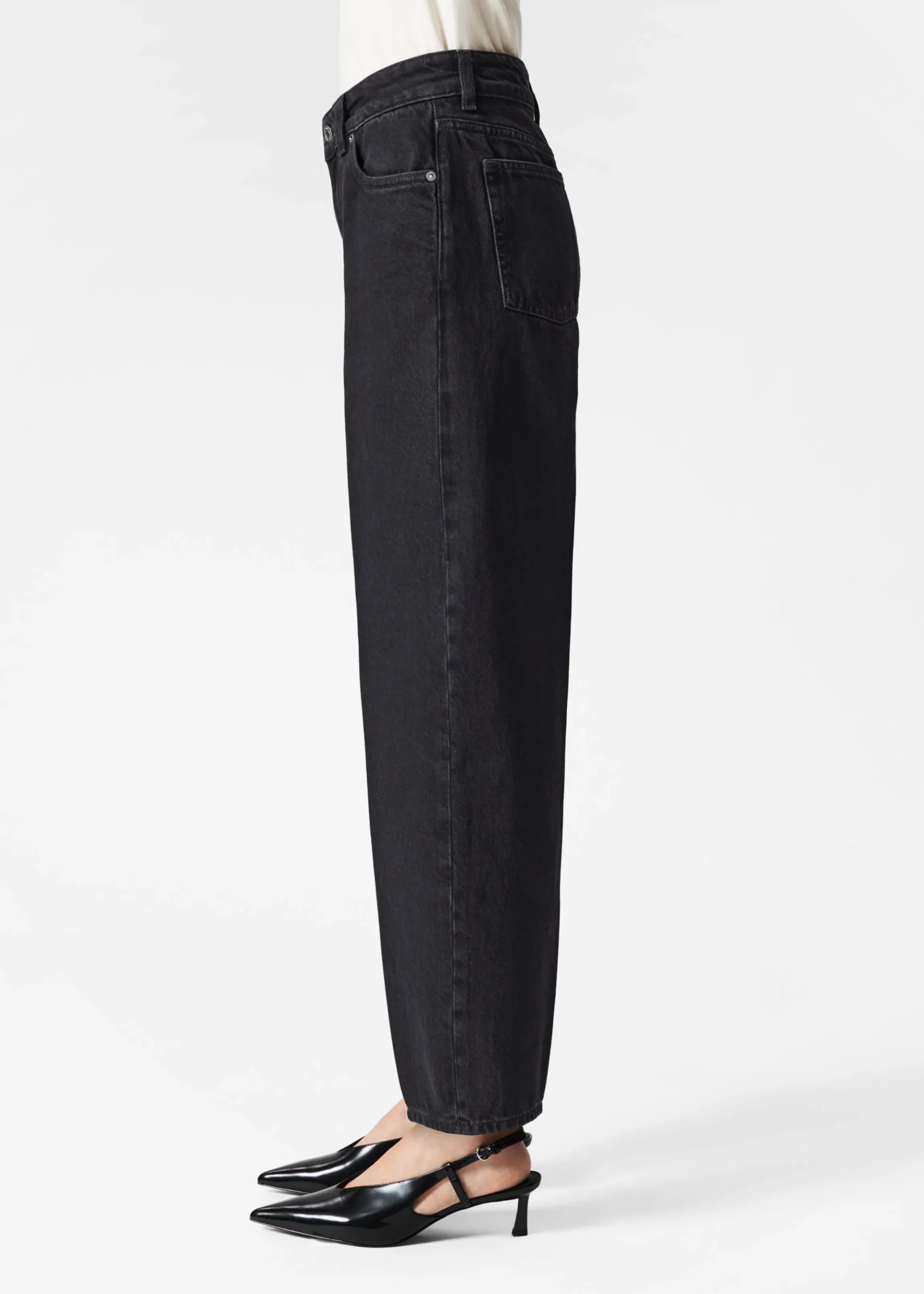 Schmal zulaufende Jeans
