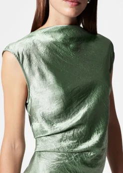 Schräg geschnittenes Midikleid aus Satin