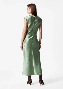 Schräg geschnittenes Midikleid aus Satin