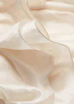 Schulterfreies Maxikleid mit Rüschen