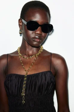 Sonnenbrille mit markantem, rundem Rahmen