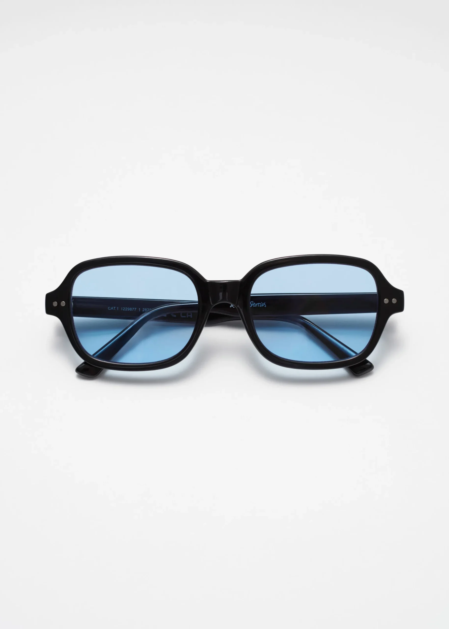 Sonnenbrille mit rechteckigem Rahmen