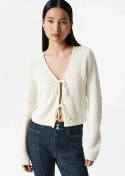 Strickjacke mit Bindedetail