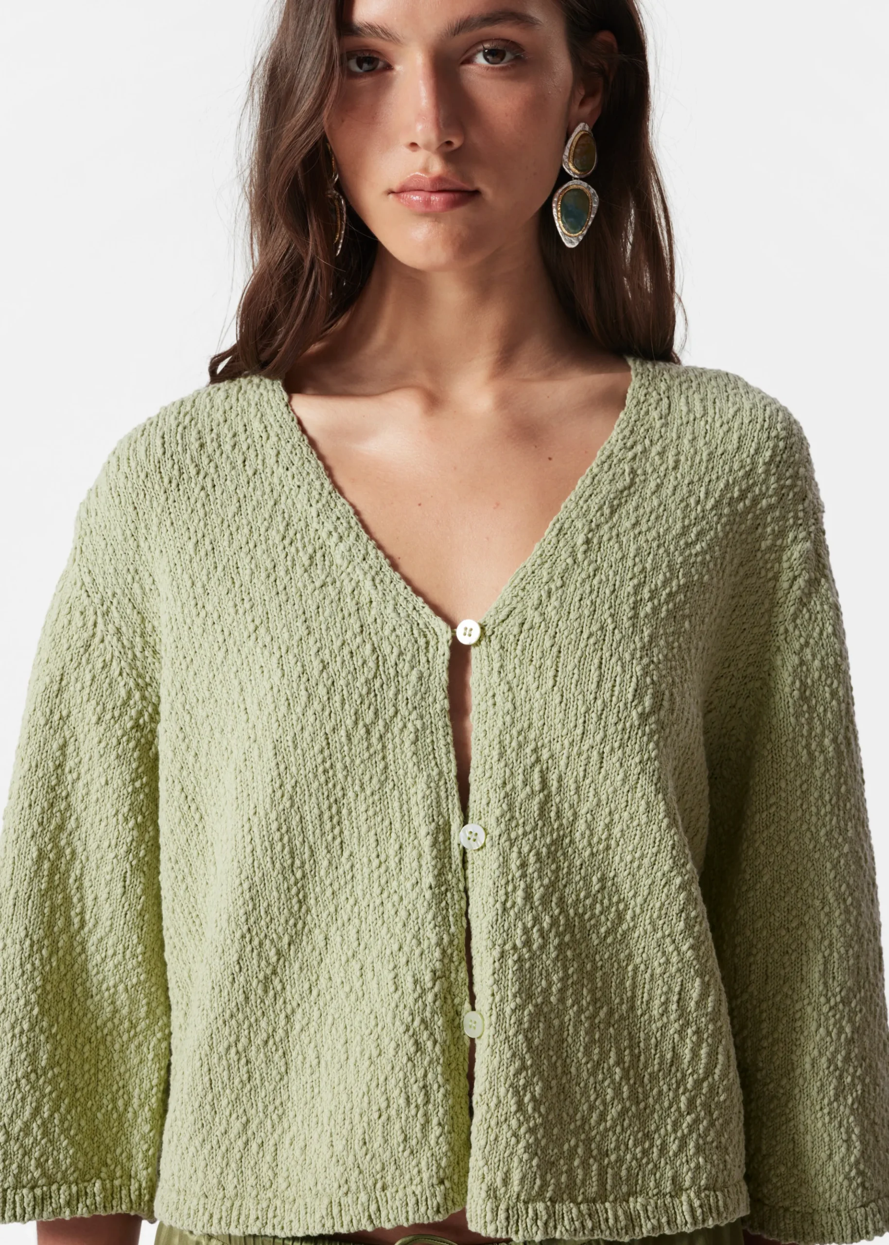 Strickjacke mit kurzen Ärmeln