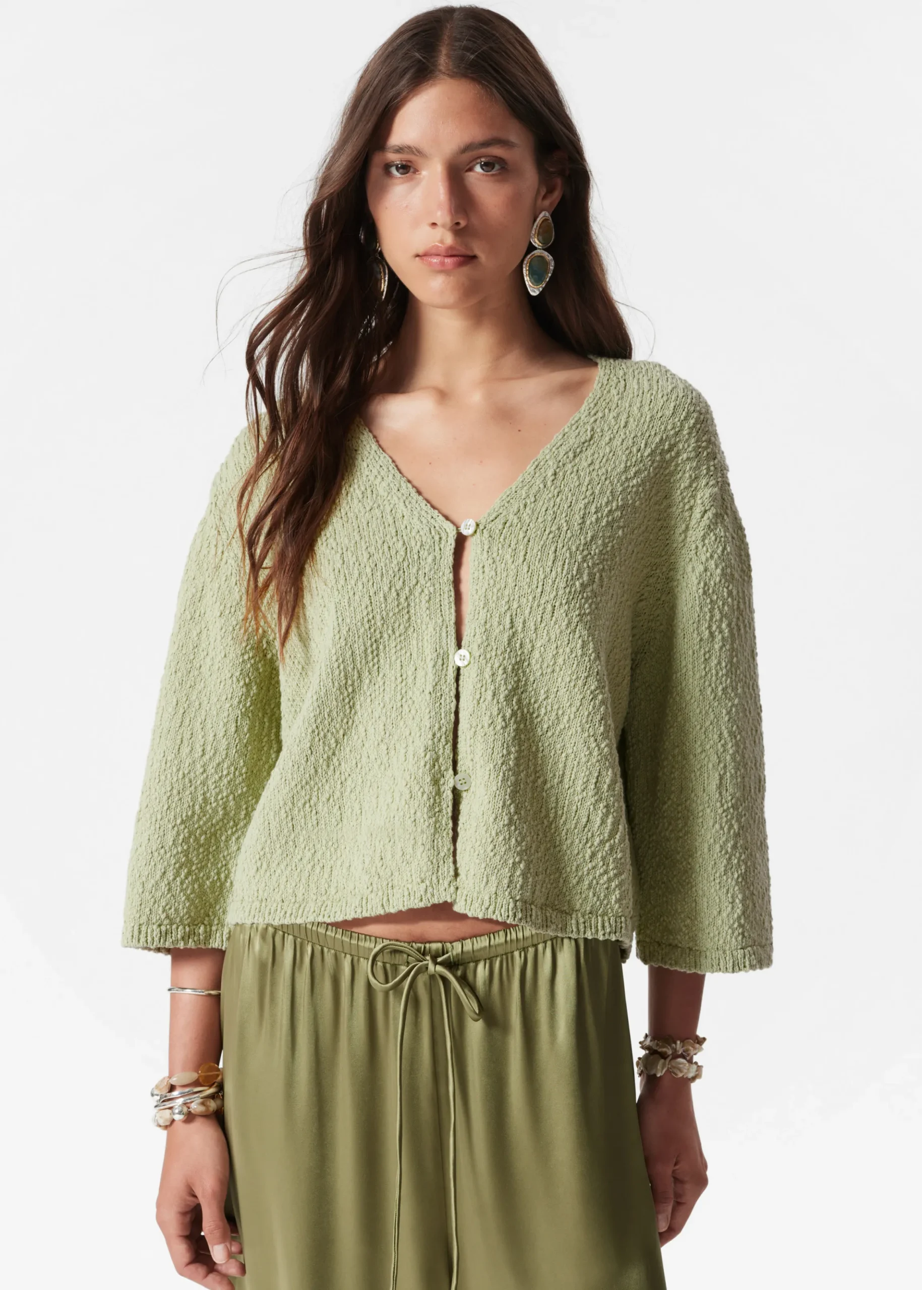 Strickjacke mit kurzen Ärmeln