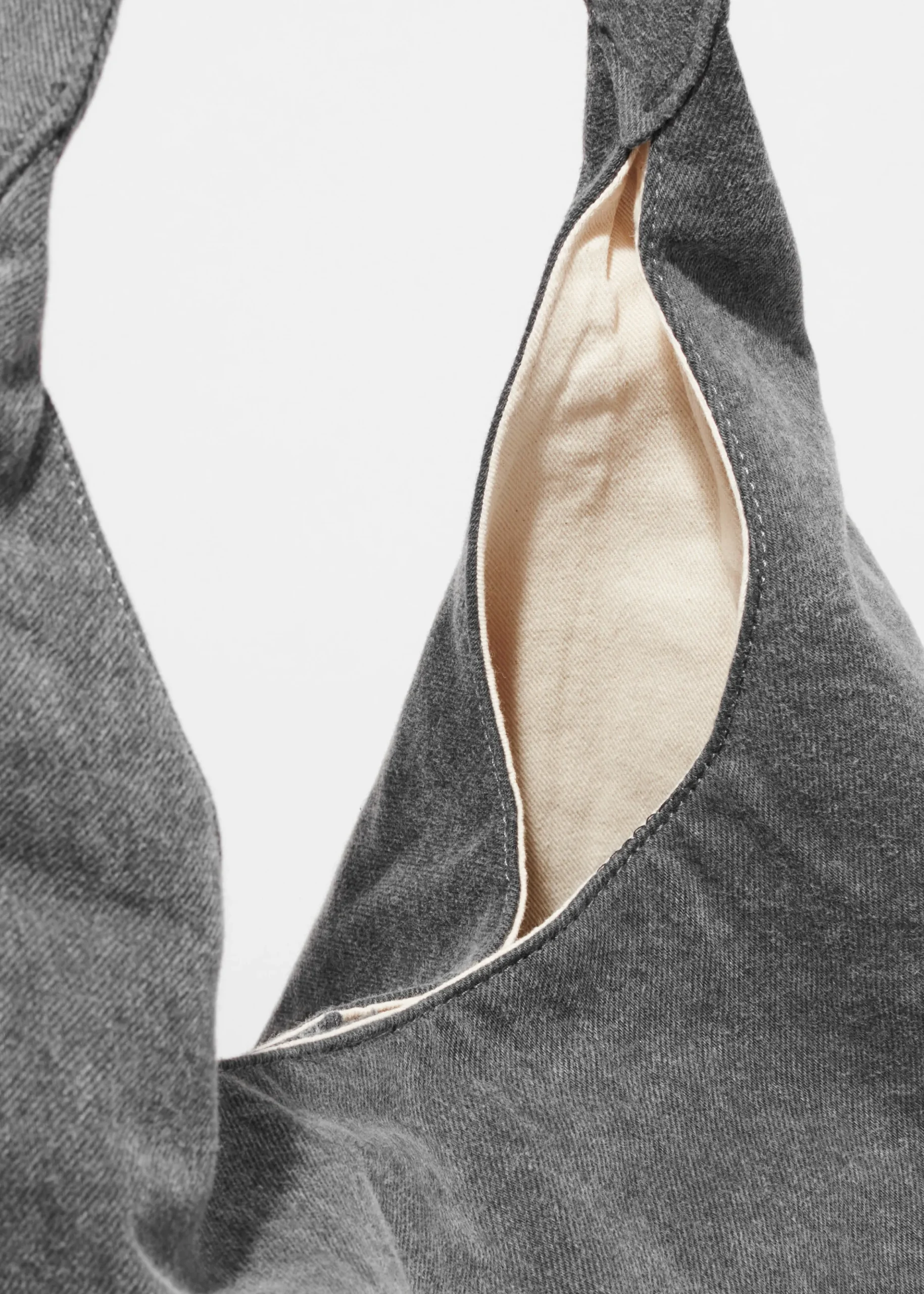 Tragetasche im Washed-Denim-Look