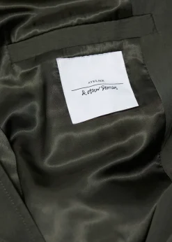 Trenchcoat mit hohem Kragen