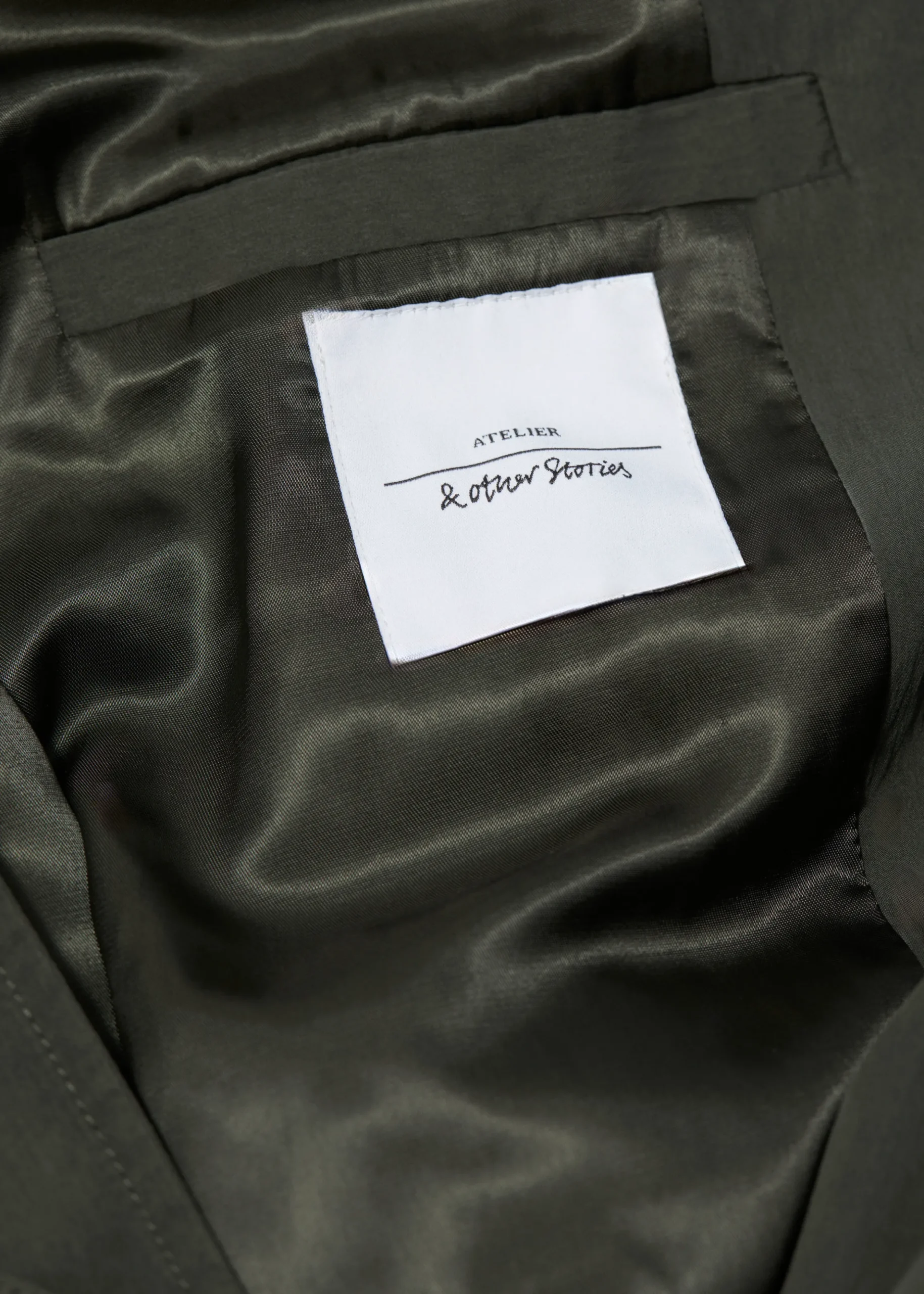 Trenchcoat mit hohem Kragen