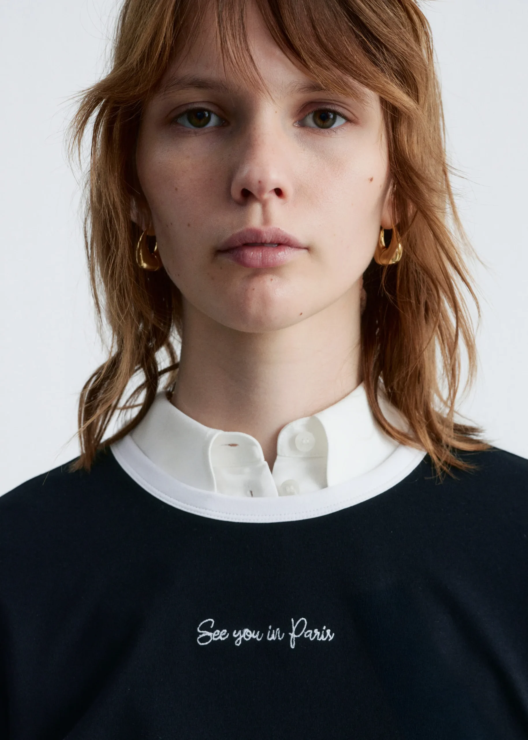 T-Shirt mit Stickerei