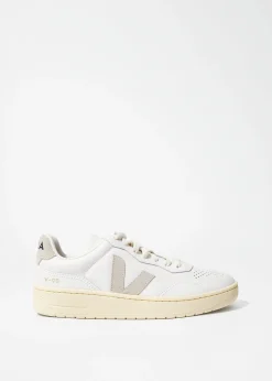 Veja V-90 Sneaker