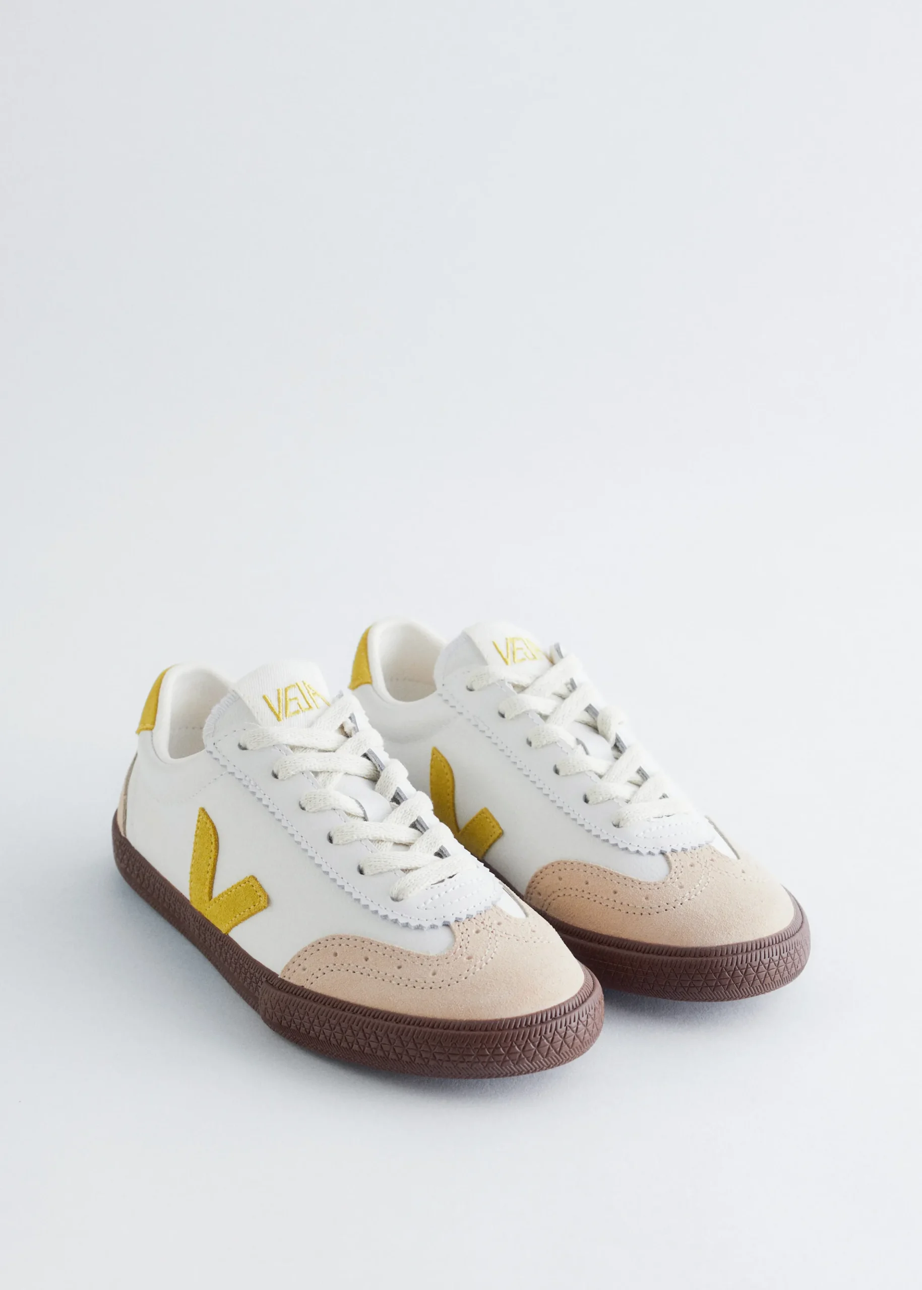 Veja Volley Sneakers
