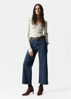 Verkürzte Jeans mit weitem Bein