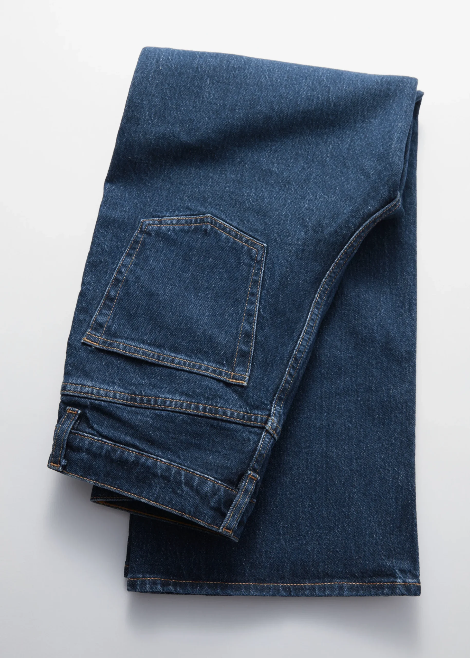 Verkürzte Jeans mit weitem Bein