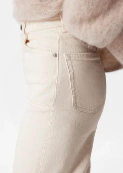 Verkürzte Jeans mit weitem Bein