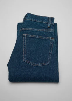 Verkürzte Jeans mit weitem Bein