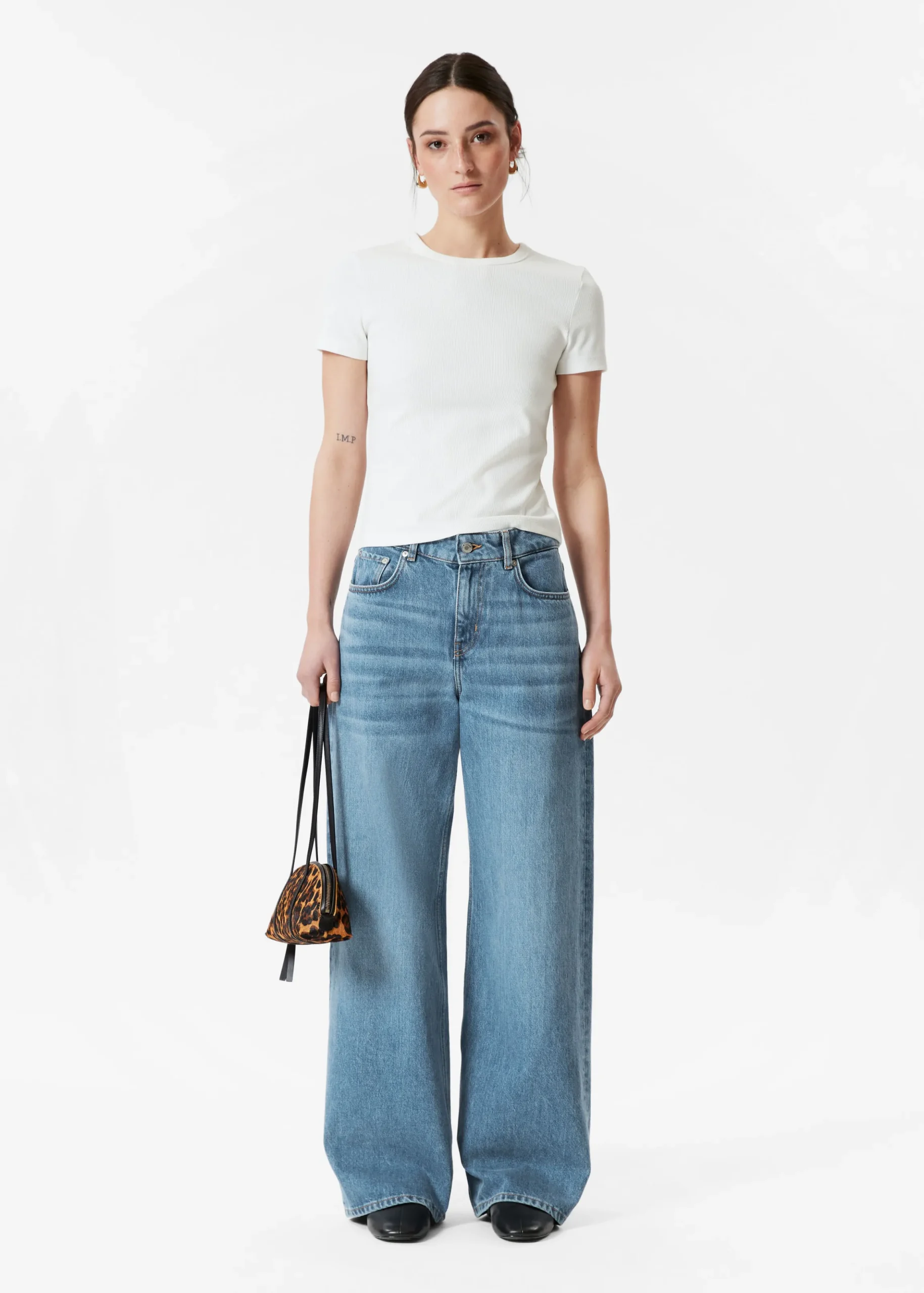 Weite, lange Jeans