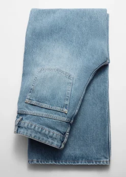 Weite, lange Jeans