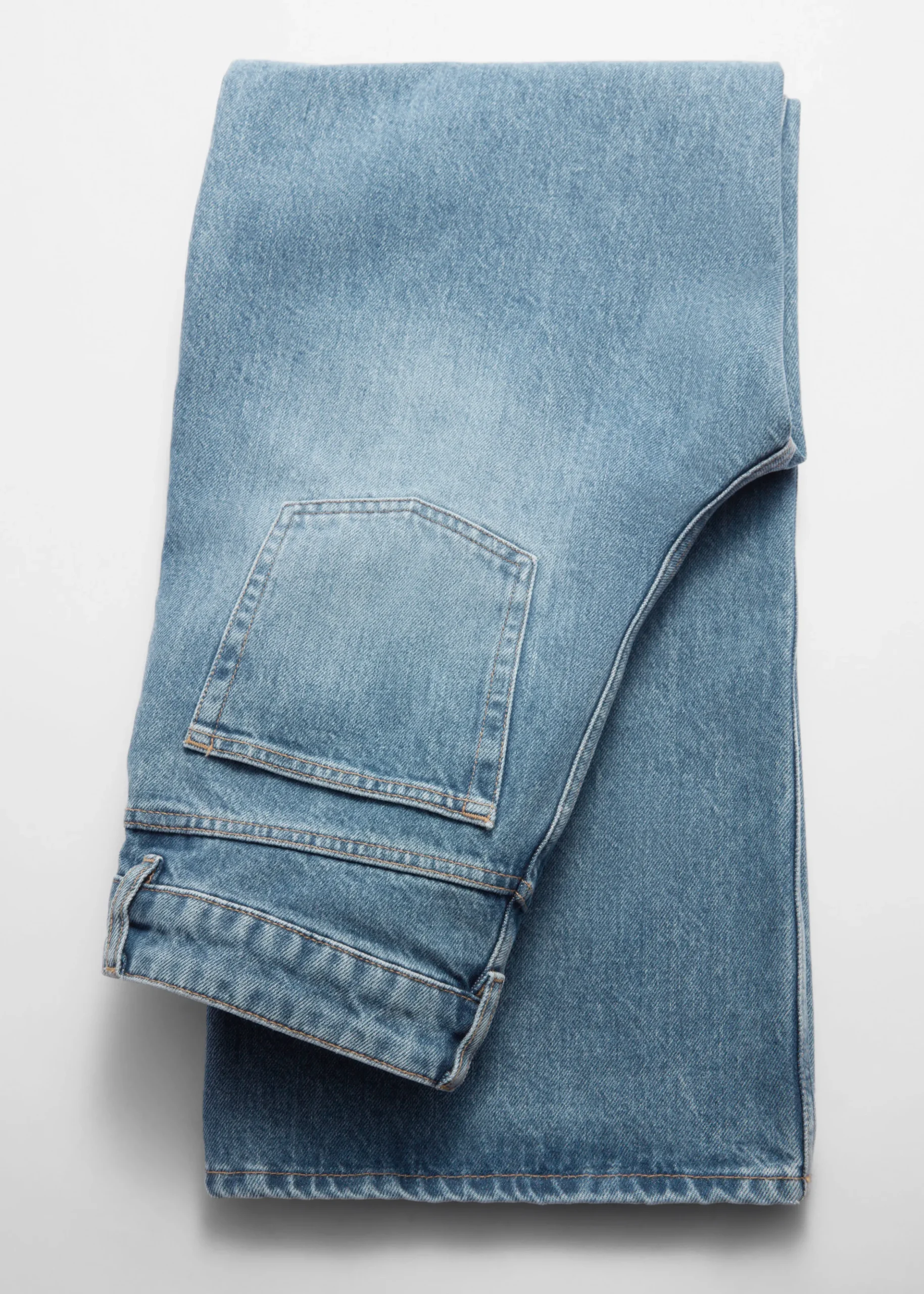 Weite, lange Jeans