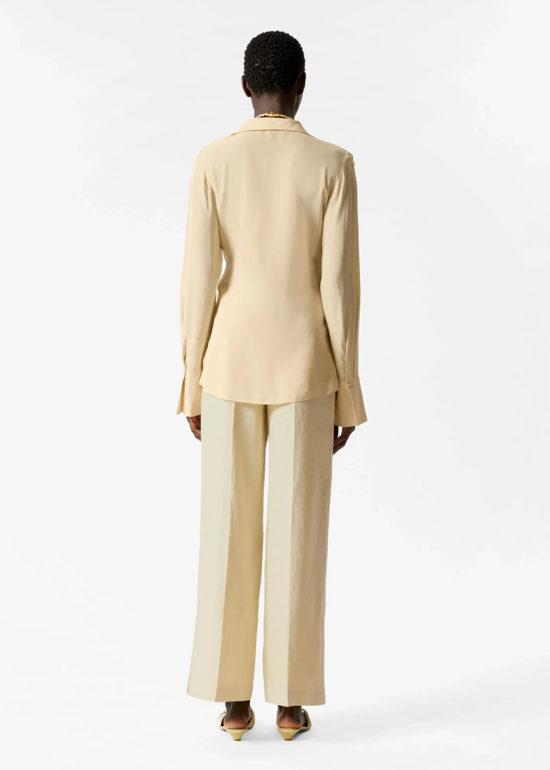 Wickelbluse mit Rüschen