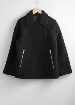 Wolljacke im Bikerstil