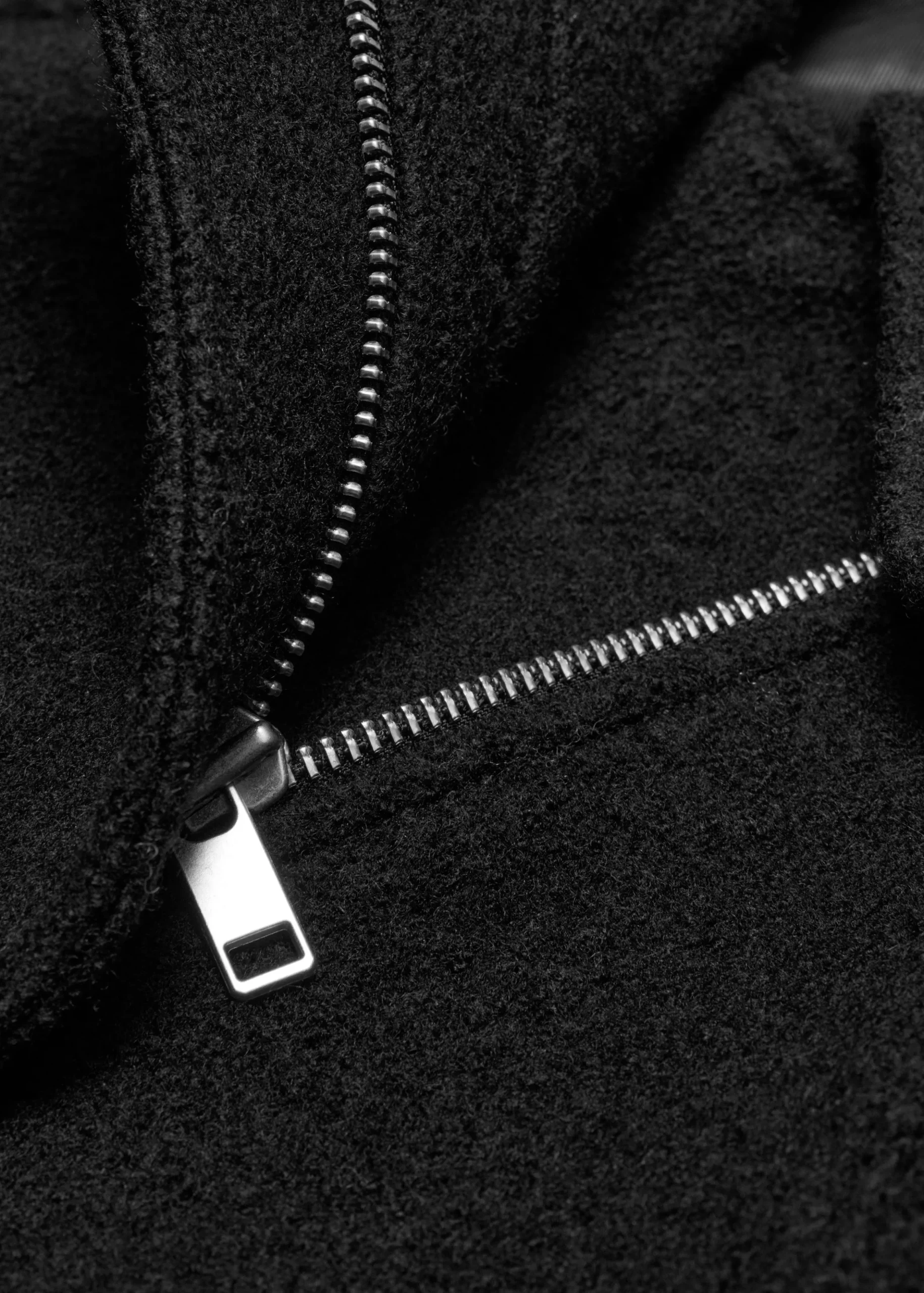 Wolljacke im Bikerstil