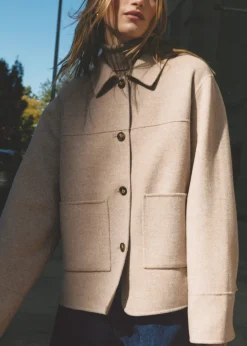 Wolljacke mit Kragen