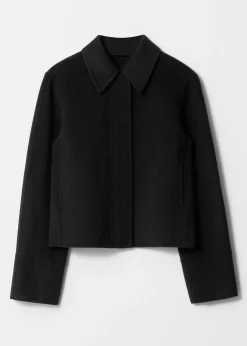 Wolljacke mit Kragen
