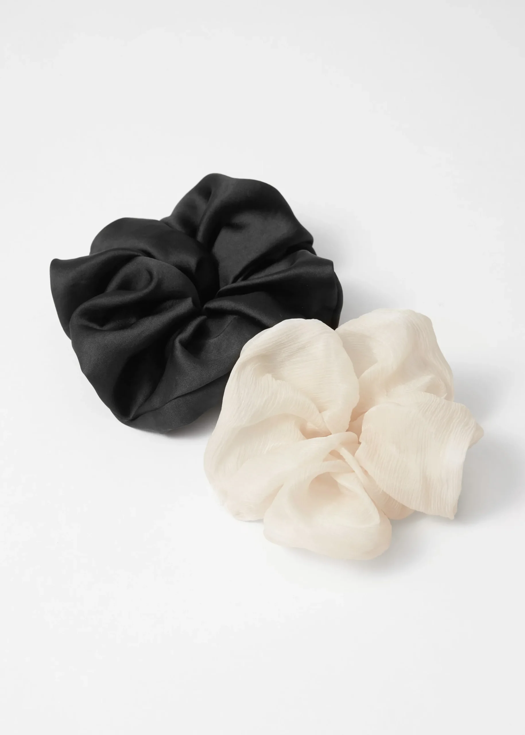 Zweier-Set Satin-Scrunchies in XL